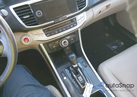 2014 Honda Accord Hybrid Touring из США, поврежденный, VIN 1HGCR6F73EA010762